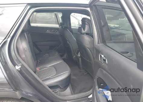 2024 Kia Sportage X-Line z USA, uszkodzony, nr VIN KNDPYDDH5R7167800